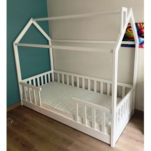 Детская кровать-домик Монтессори-6