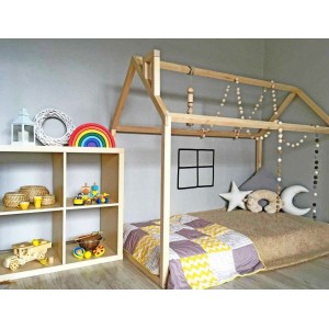 Детская кровать-домик Монтессори